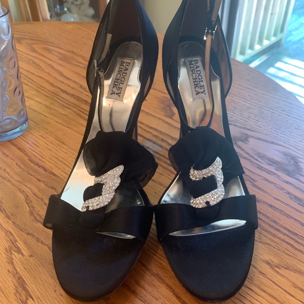 Badgley Mischka black stiletto jewel platform heel